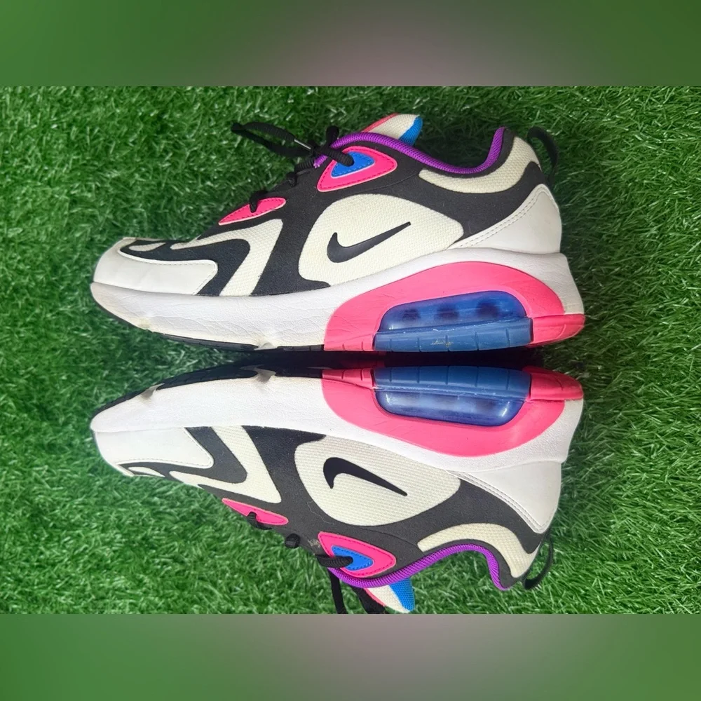 Nike Air Max 200 White Hyper Pink Black (GS) Size 7Y‎